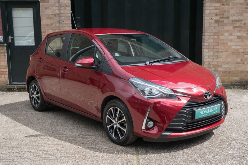 toyota yaris 1.5 vvt i icon tech 5dr review 2017