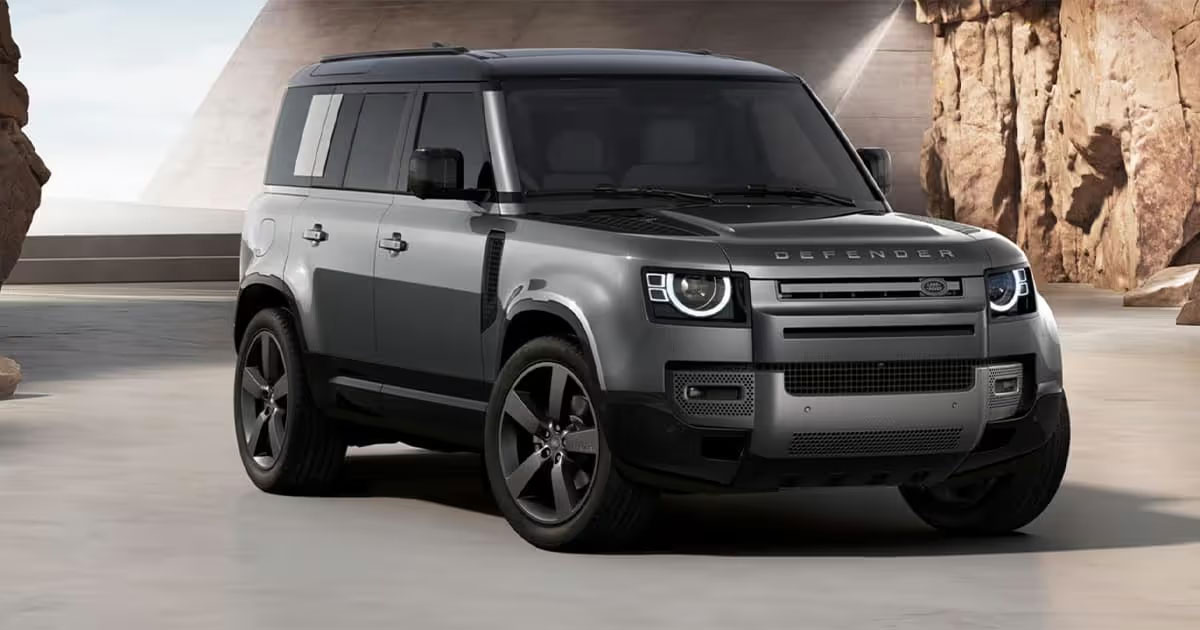 LR 2025 Defender 110