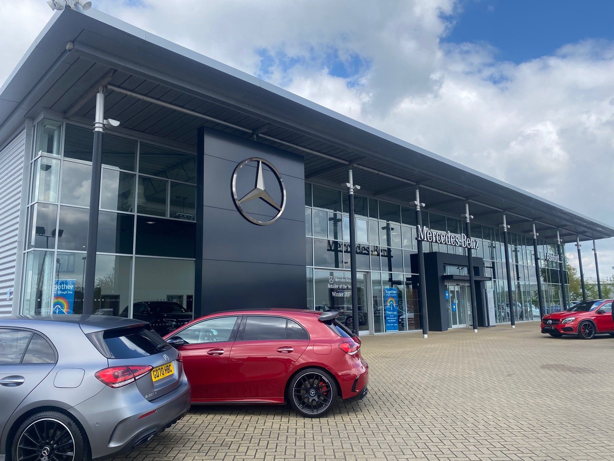 Merc_Service Centre Mercedes Service Centre
