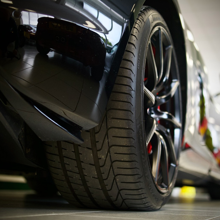 workshop-009-sq tyres
