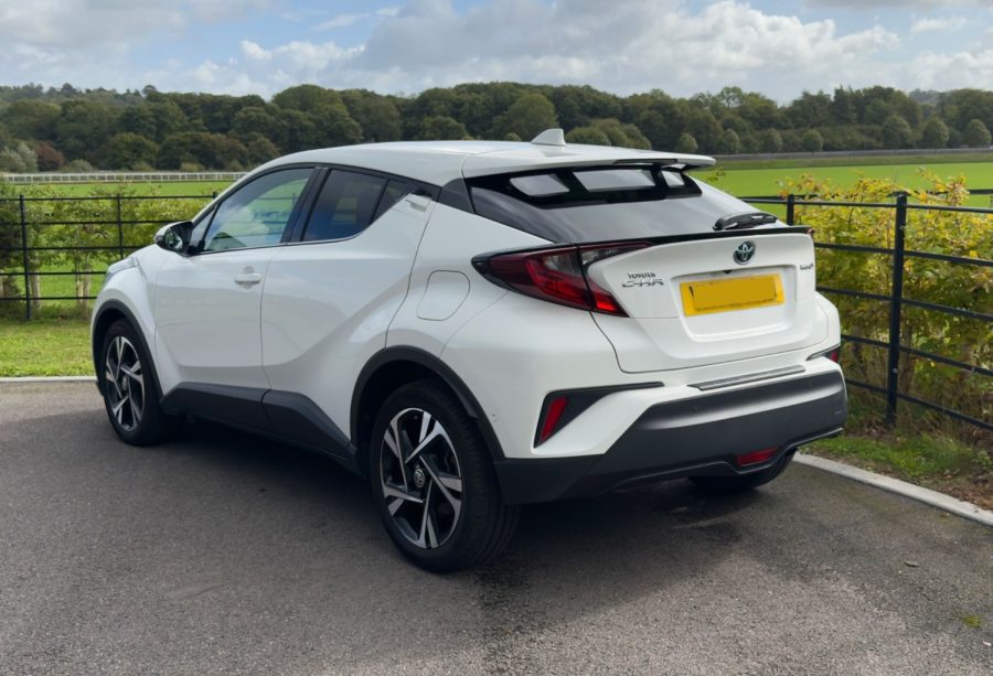 2022 Toyota C-HR 1.8 Hybrid Design 5dr CVT for sale at Hofmanns