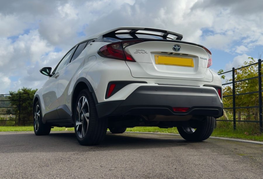 2022 Toyota C-HR 1.8 Hybrid Design 5dr CVT for sale at Hofmanns