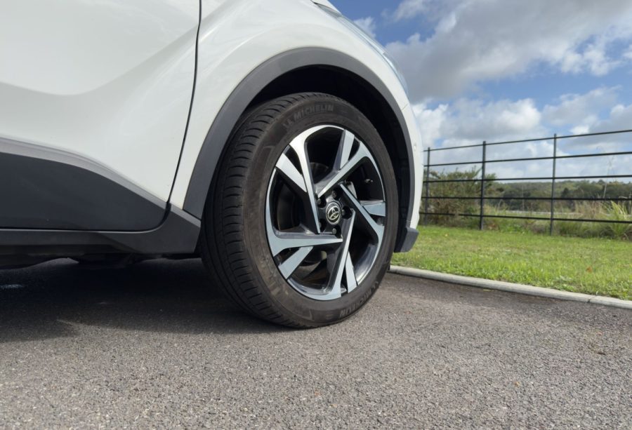 2022 Toyota C-HR 1.8 Hybrid Design 5dr CVT for sale at Hofmanns