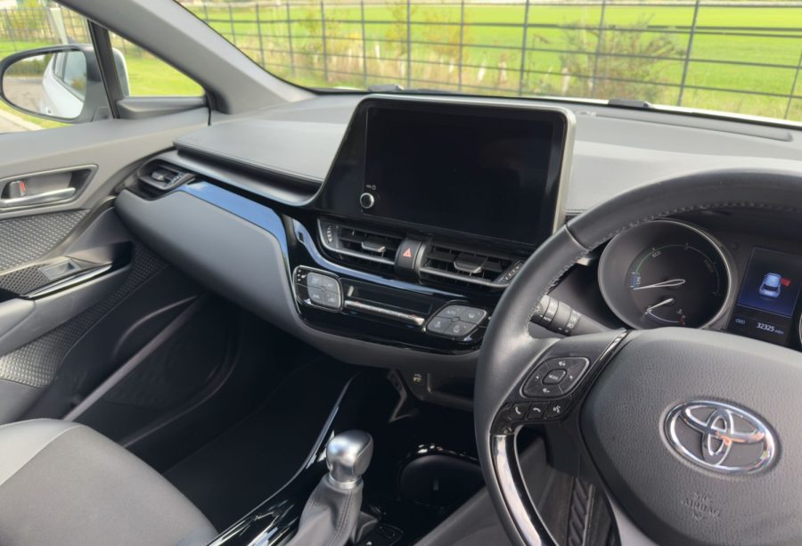2022 Toyota C-HR 1.8 Hybrid Design 5dr CVT for sale at Hofmanns