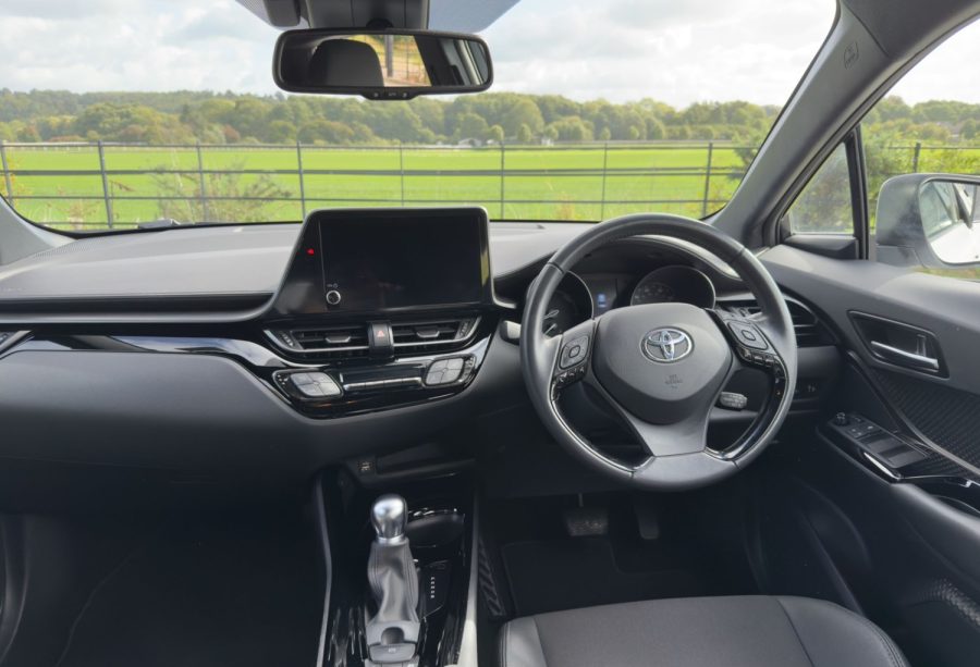 2022 Toyota C-HR 1.8 Hybrid Design 5dr CVT for sale at Hofmanns