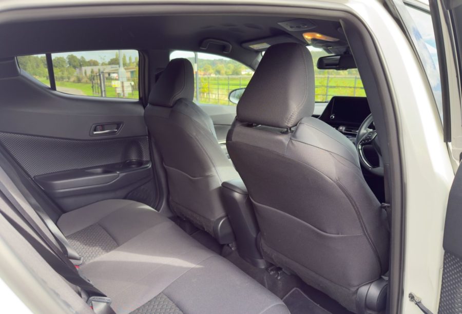 2022 Toyota C-HR 1.8 Hybrid Design 5dr CVT for sale at Hofmanns