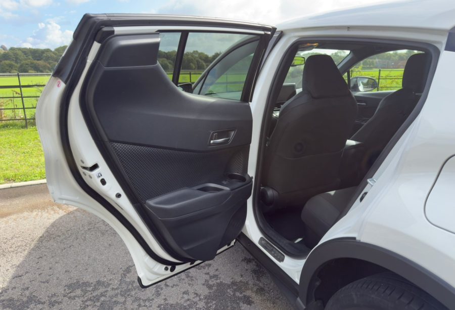2022 Toyota C-HR 1.8 Hybrid Design 5dr CVT for sale at Hofmanns