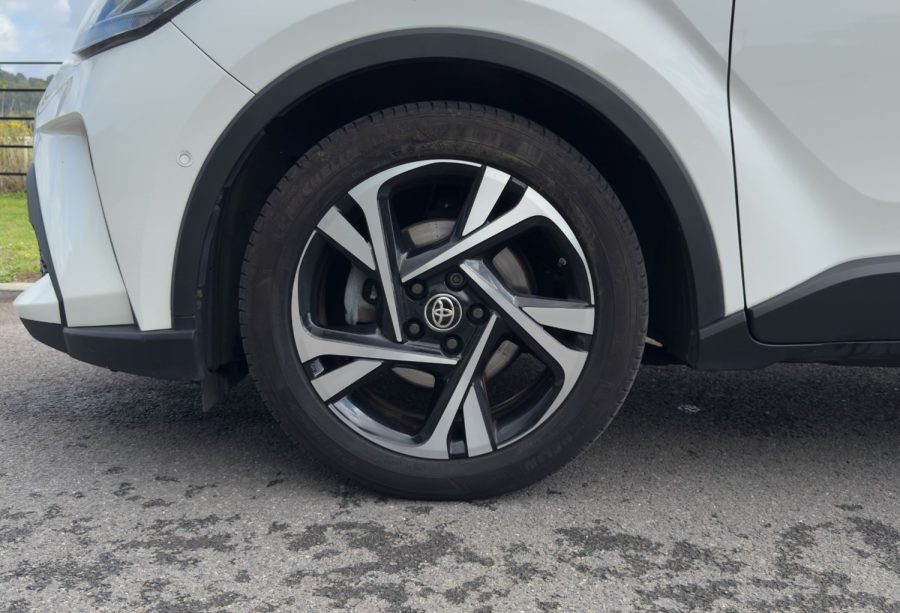 2022 Toyota C-HR 1.8 Hybrid Design 5dr CVT for sale at Hofmanns