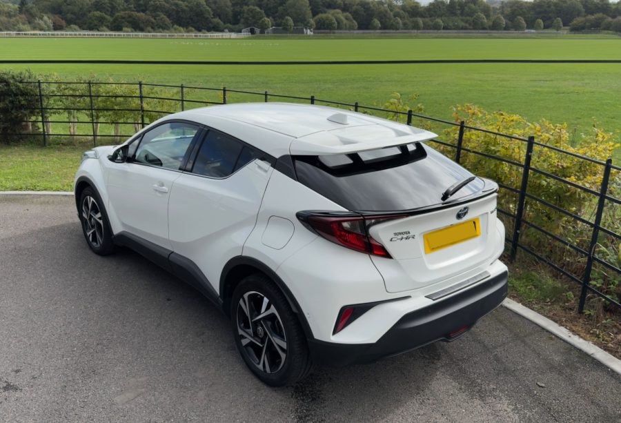 2022 Toyota C-HR 1.8 Hybrid Design 5dr CVT for sale at Hofmanns
