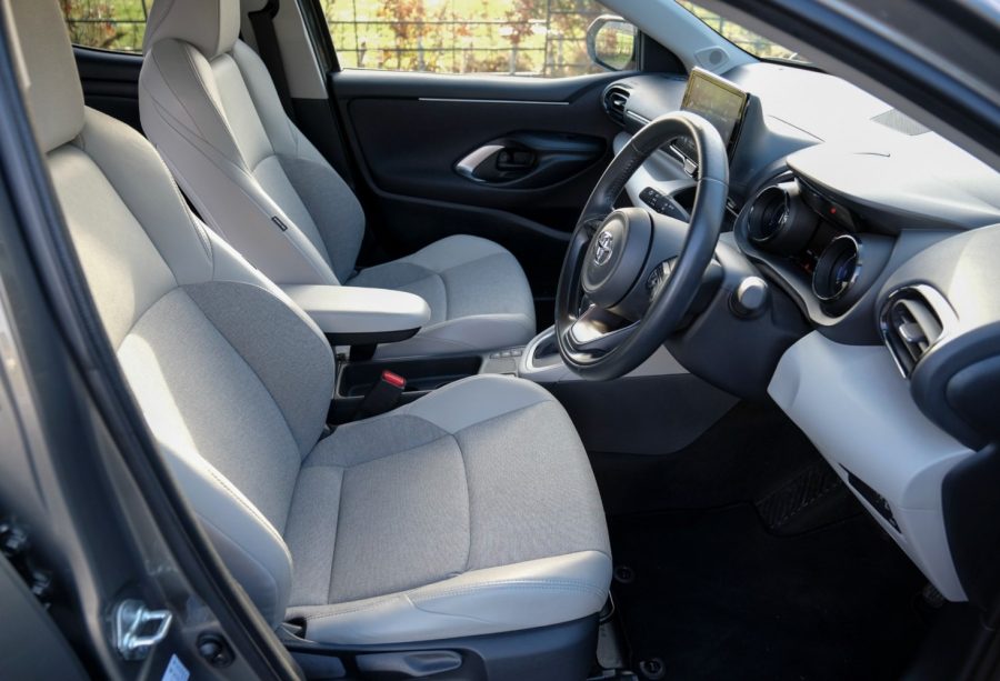 2022 Toyota Yaris 1.5 Hybrid Excel 5dr CVT for sale at Hofmanns