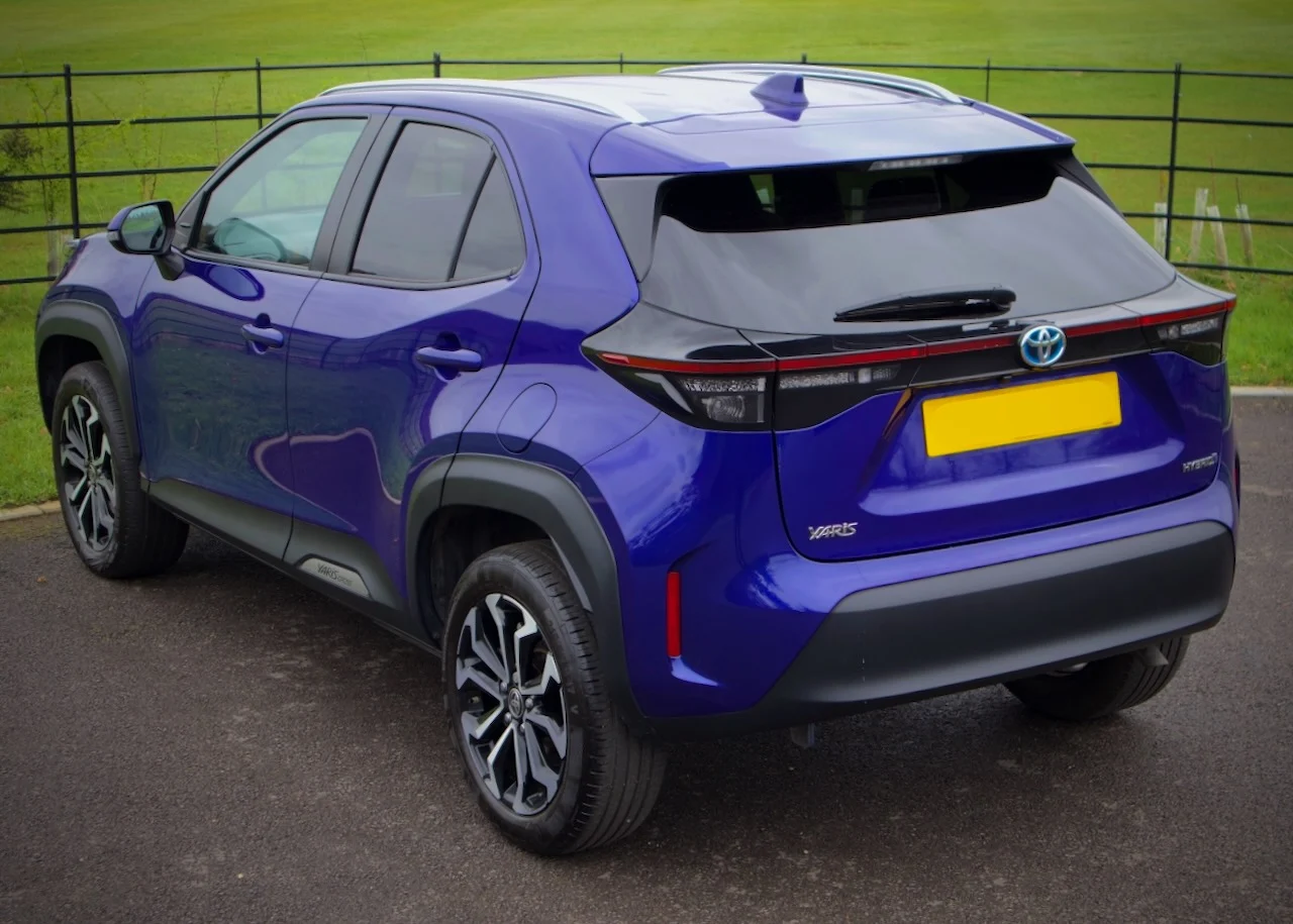 Toyota_Yariscross-1.webp