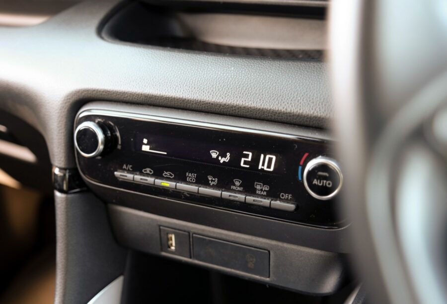 2023 Toyota Yaris 1.5 Hybrid Design 5dr CVT for sale at Hofmanns