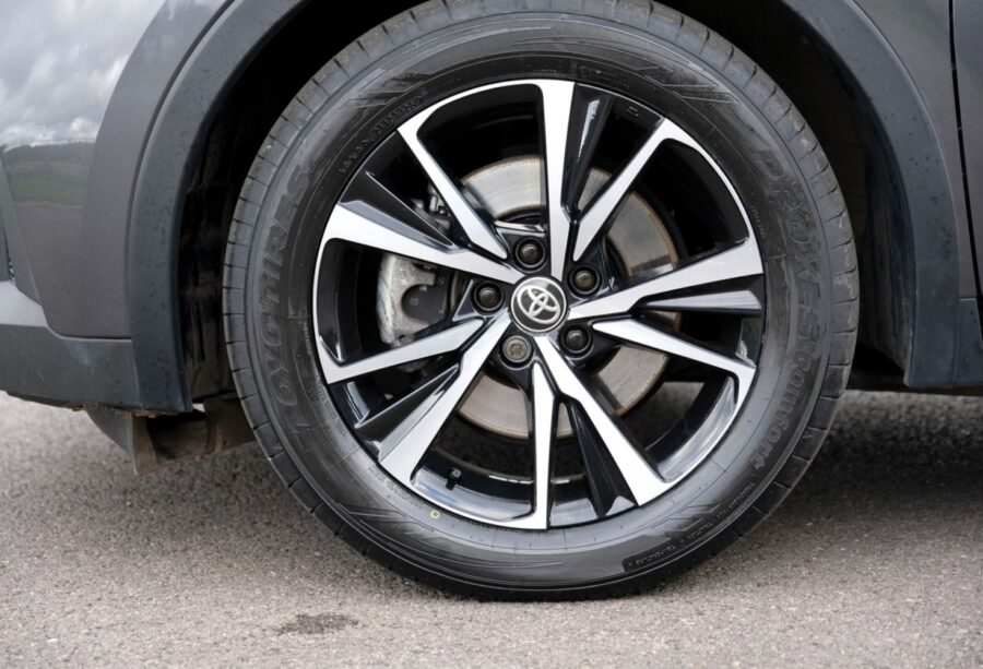 2024 Toyota C-HR 2.0 PHEV Design 5dr CVT for sale at Hofmanns