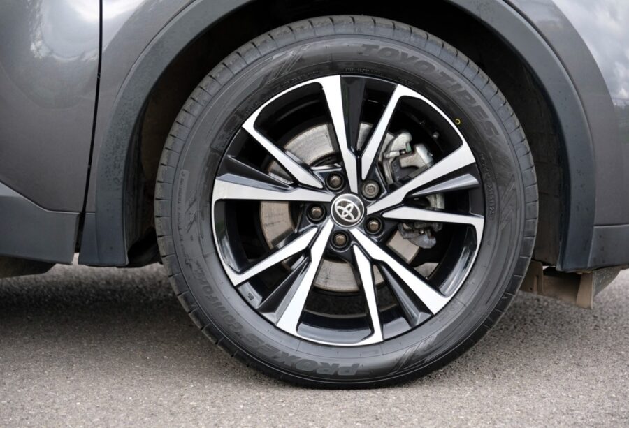 2024 Toyota C-HR 2.0 PHEV Design 5dr CVT for sale at Hofmanns