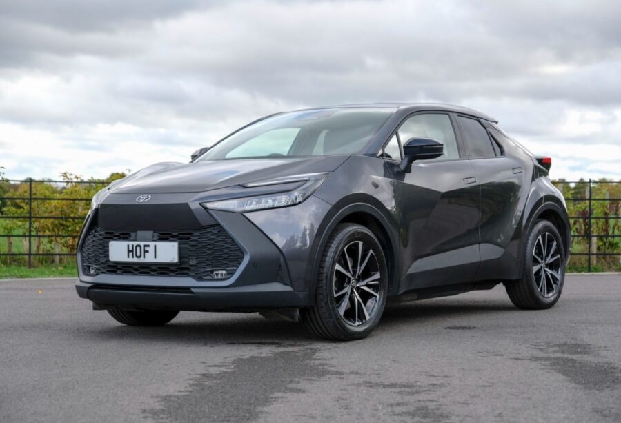 2024 Toyota C-HR 2.0 PHEV Design 5dr CVT for sale at Hofmanns