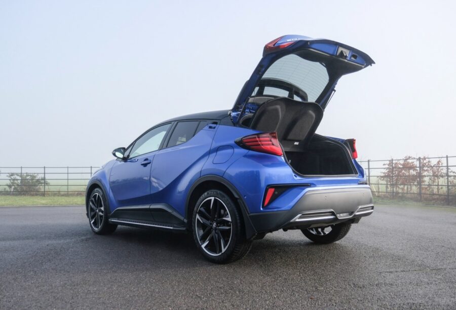 2022 Toyota C-HR 1.8 Hybrid GR Sport 5dr CVT for sale at Hofmanns