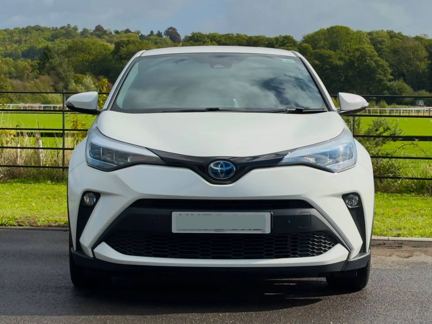 2022 Toyota C-HR 1.8 Hybrid Design 5dr CVT for sale at Hofmanns