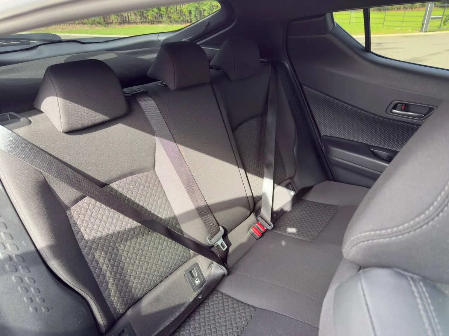2022 Toyota C-HR 1.8 Hybrid Design 5dr CVT for sale at Hofmanns