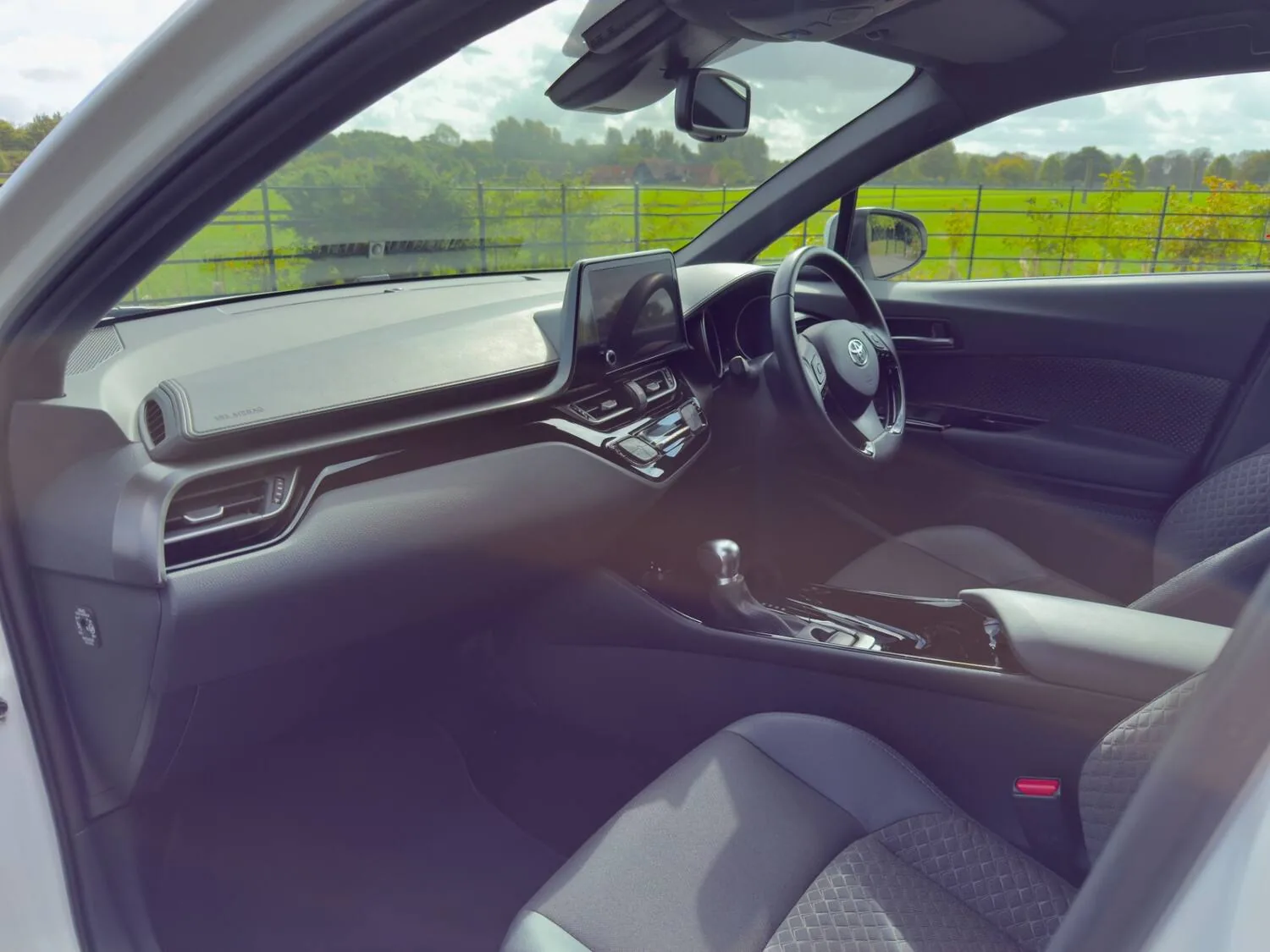 2022 Toyota C-HR 1.8 Hybrid Design 5dr CVT for sale at Hofmanns