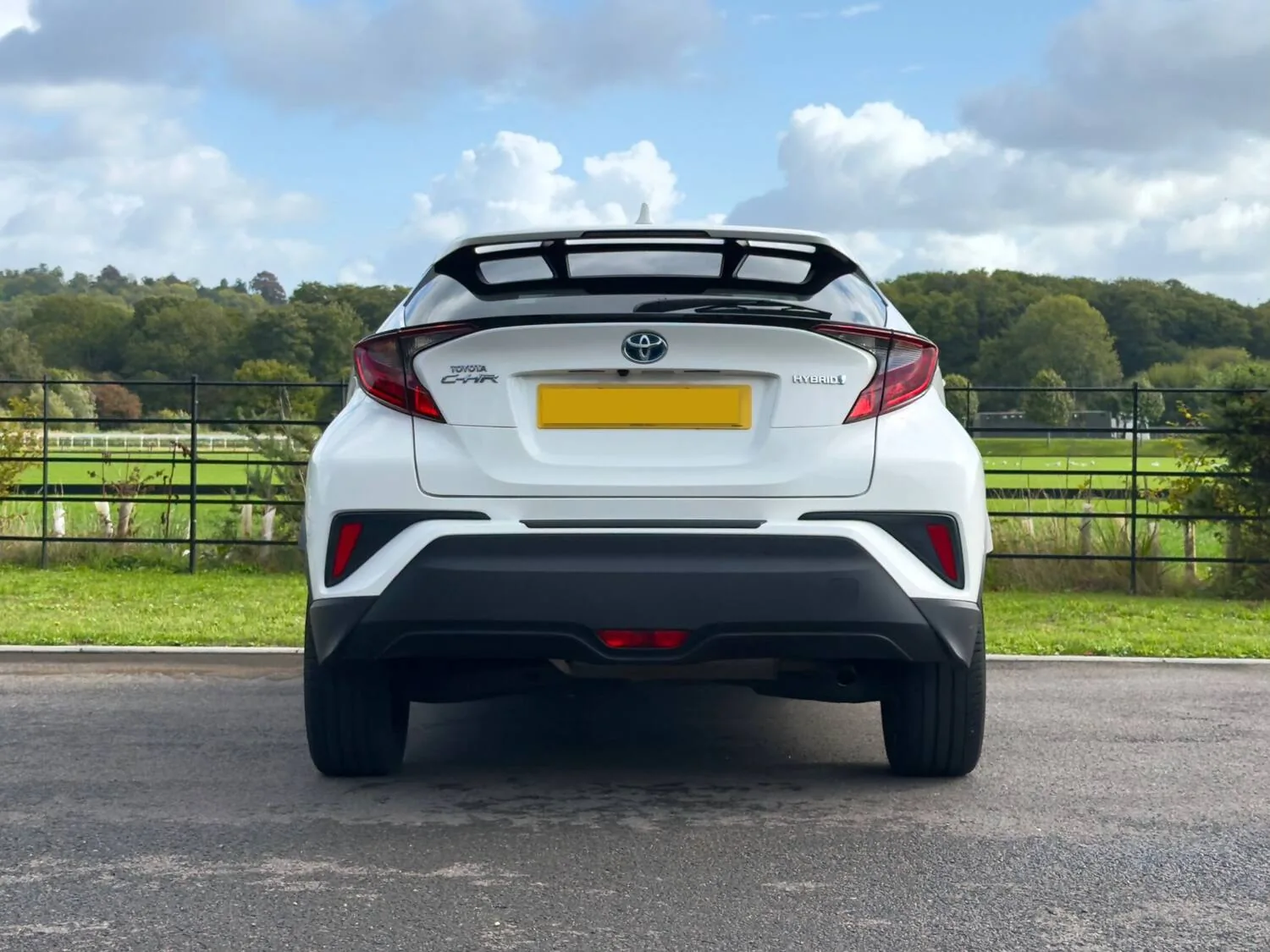 2022 Toyota C-HR 1.8 Hybrid Design 5dr CVT for sale at Hofmanns