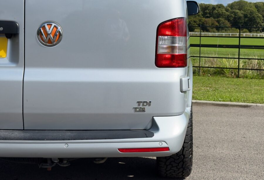 2015 Volkswagen Transporter 2.0 TDI 102PS Highline Van for sale at Hofmanns