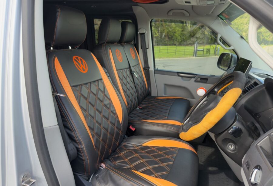2015 Volkswagen Transporter 2.0 TDI 102PS Highline Van for sale at Hofmanns