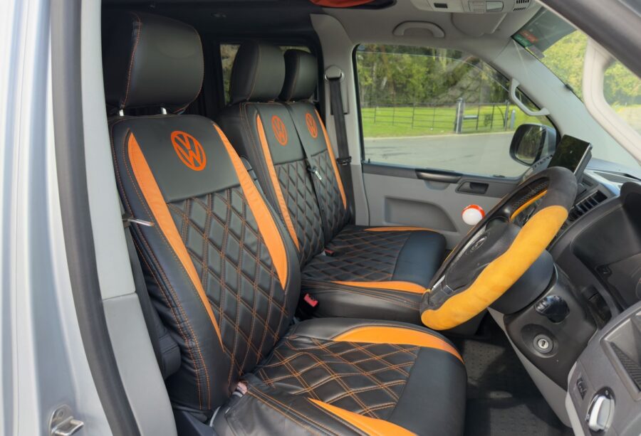 2015 Volkswagen Transporter 2.0 TDI 102PS Highline Van for sale at Hofmanns