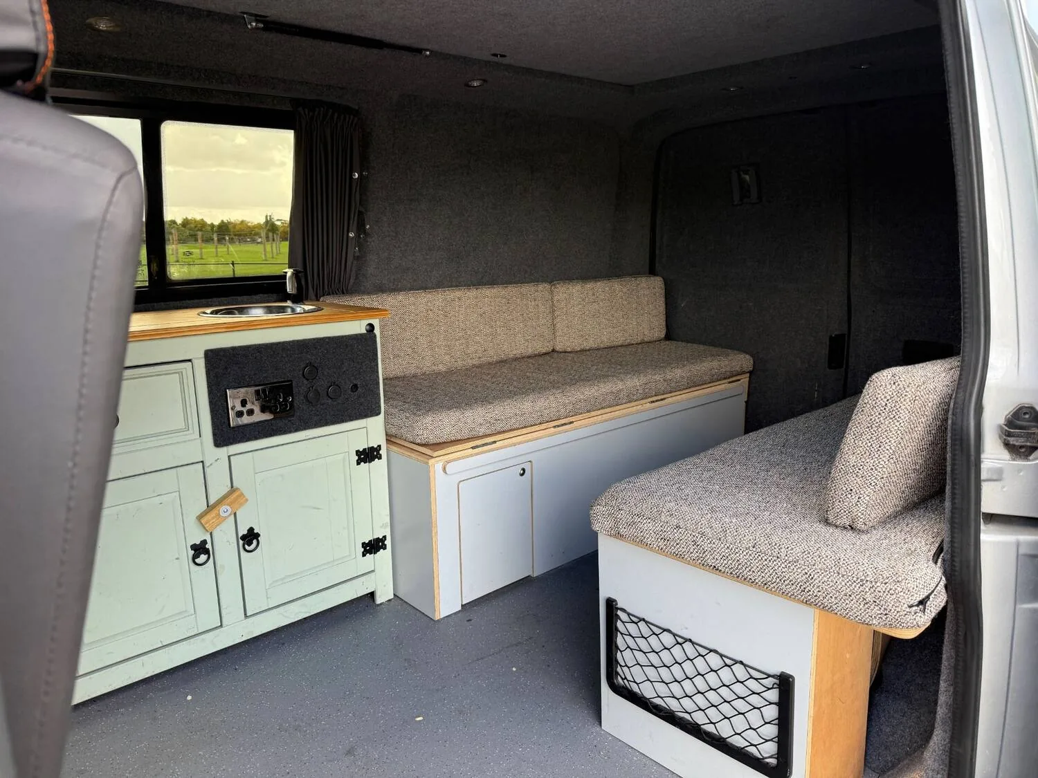 2015 Volkswagen Transporter 2.0 TDI 102PS Highline Van for sale at Hofmanns