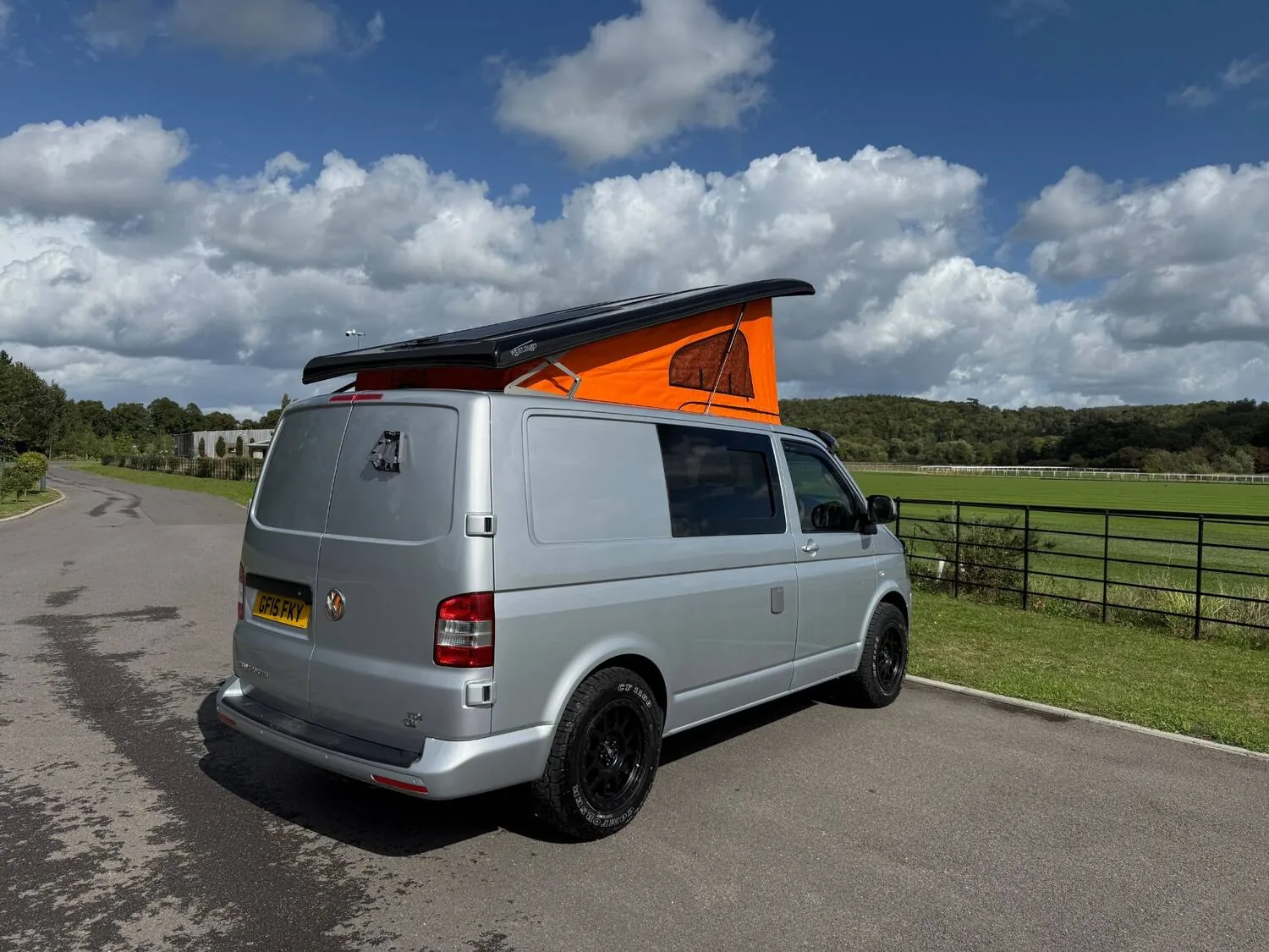 2015 Volkswagen Transporter 2.0 TDI 102PS Highline Van for sale at Hofmanns