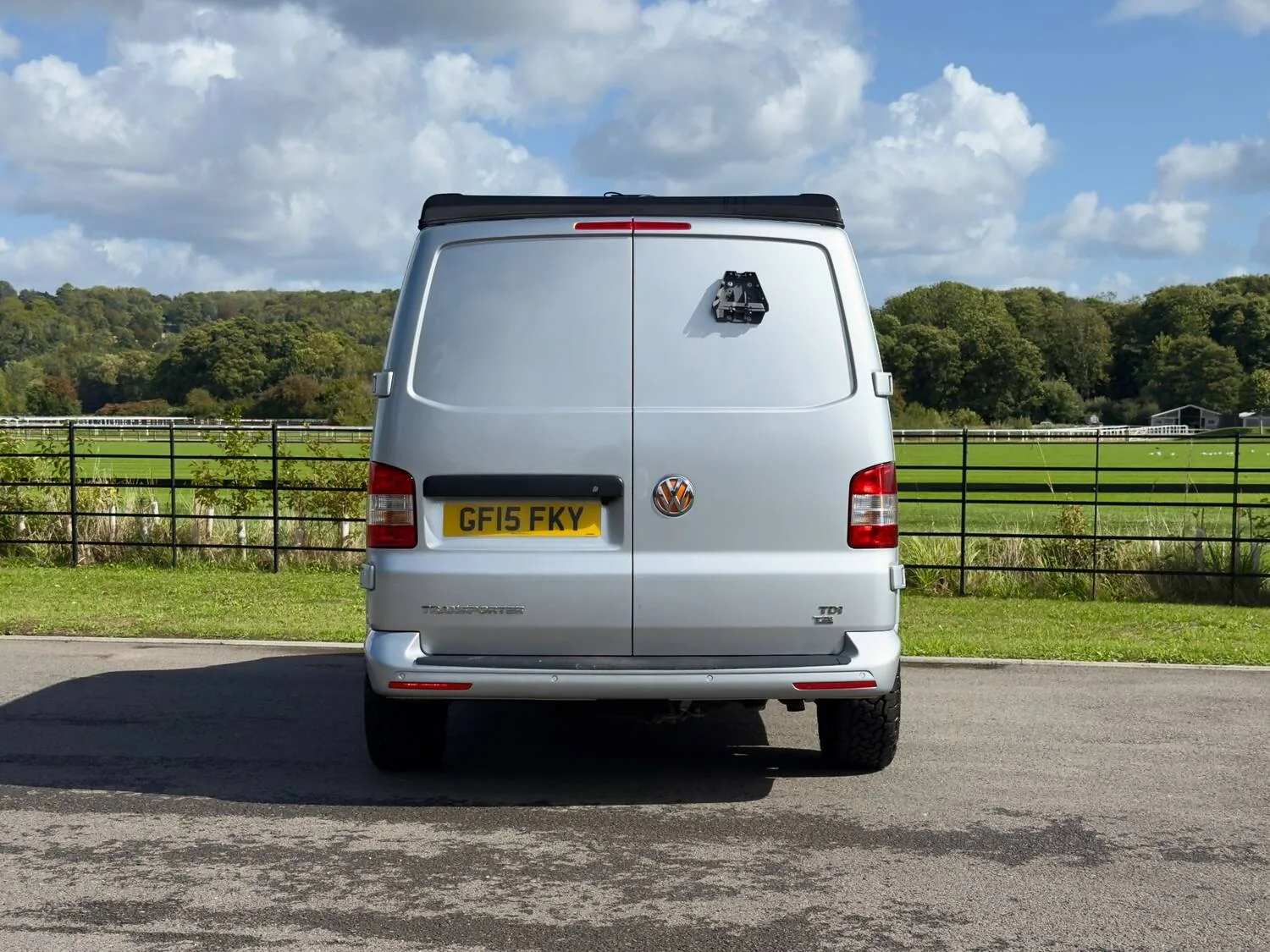 2015 Volkswagen Transporter 2.0 TDI 102PS Highline Van for sale at Hofmanns
