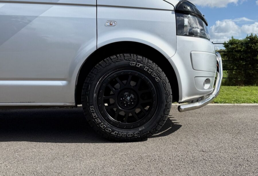 2015 Volkswagen Transporter 2.0 TDI 102PS Highline Van for sale at Hofmanns