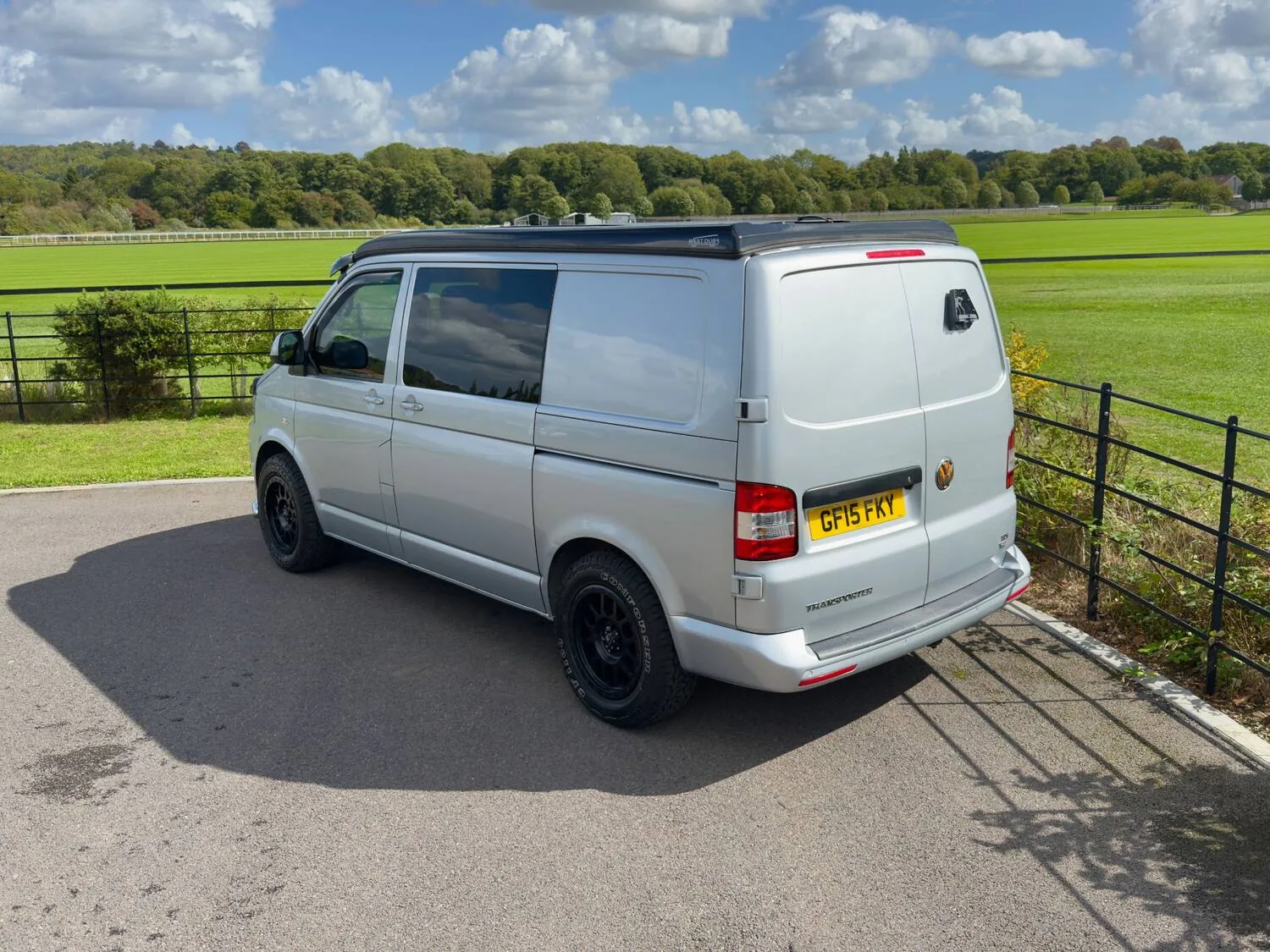 2015 Volkswagen Transporter 2.0 TDI 102PS Highline Van for sale at Hofmanns