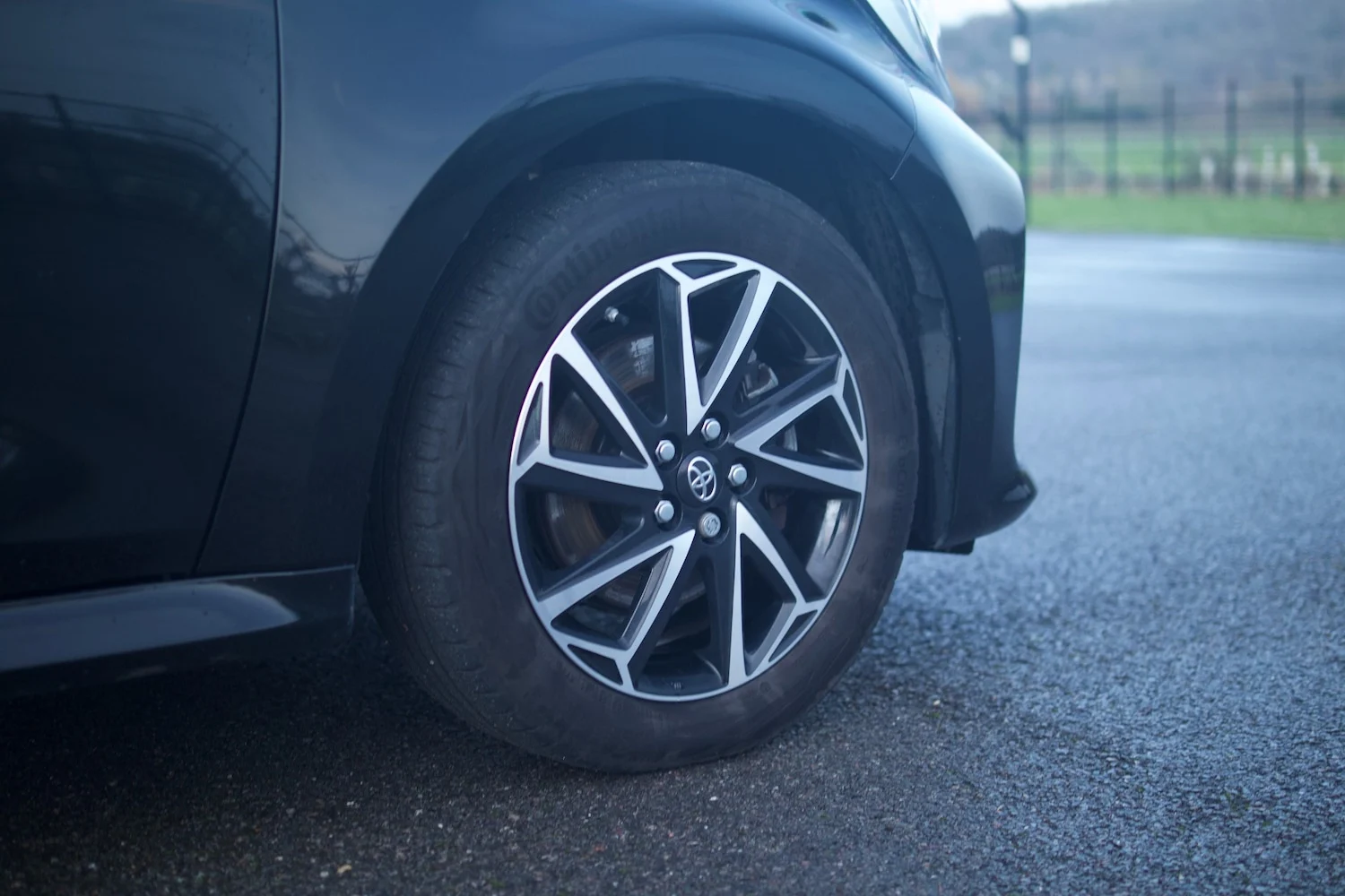 2022 Toyota Yaris 1.5 Hybrid Design 5dr CVT for sale at Hofmanns