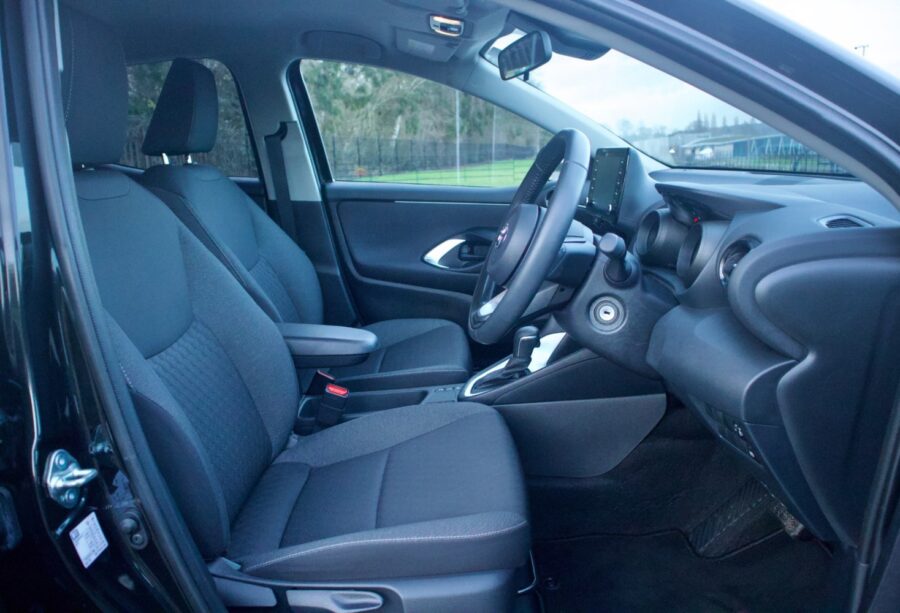 2022 Toyota Yaris 1.5 Hybrid Design 5dr CVT for sale at Hofmanns