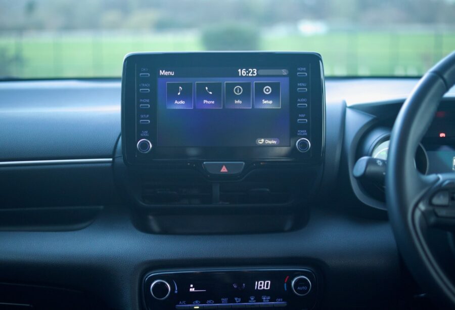 2022 Toyota Yaris 1.5 Hybrid Design 5dr CVT for sale at Hofmanns