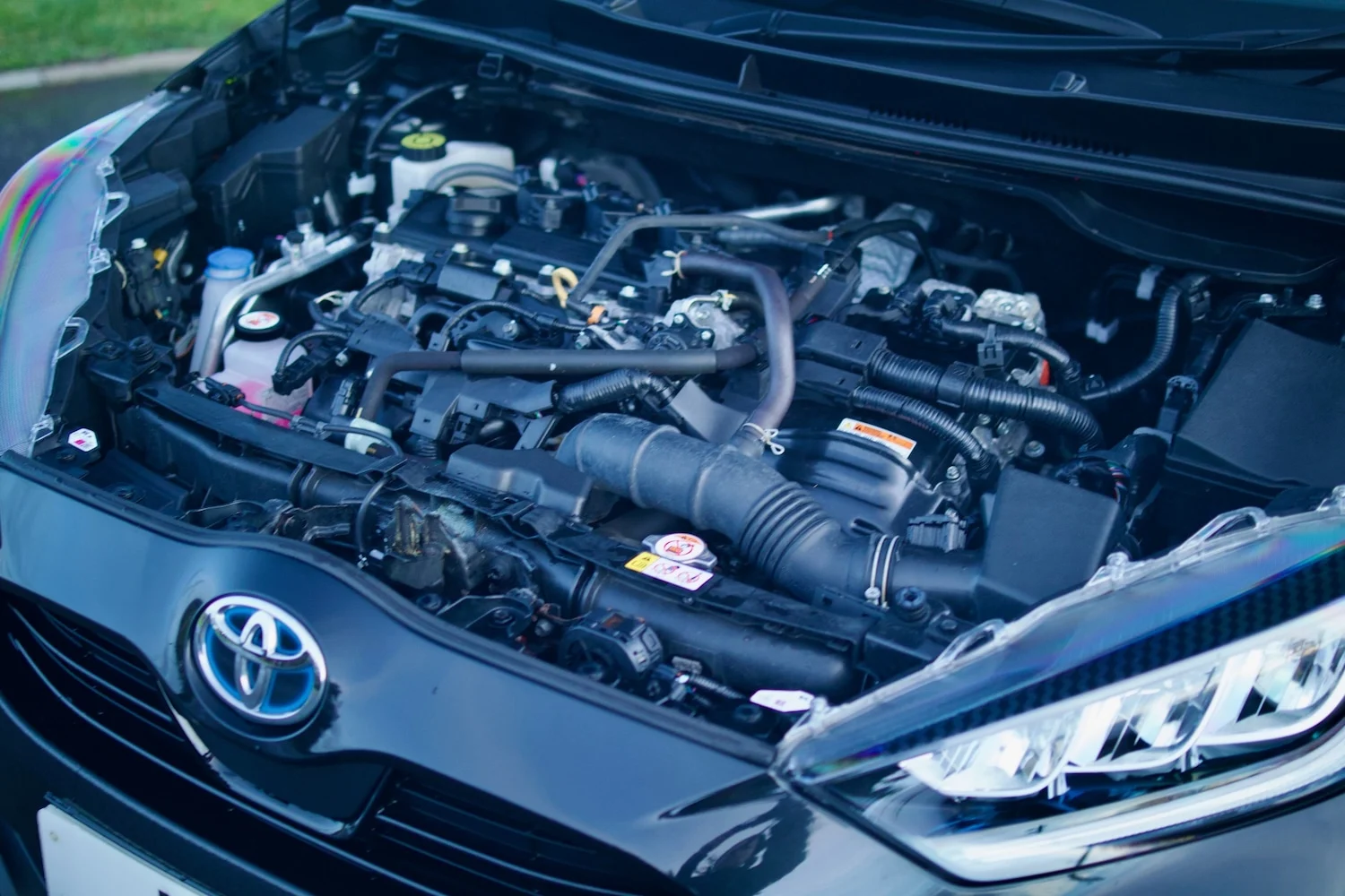 2022 Toyota Yaris 1.5 Hybrid Design 5dr CVT for sale at Hofmanns
