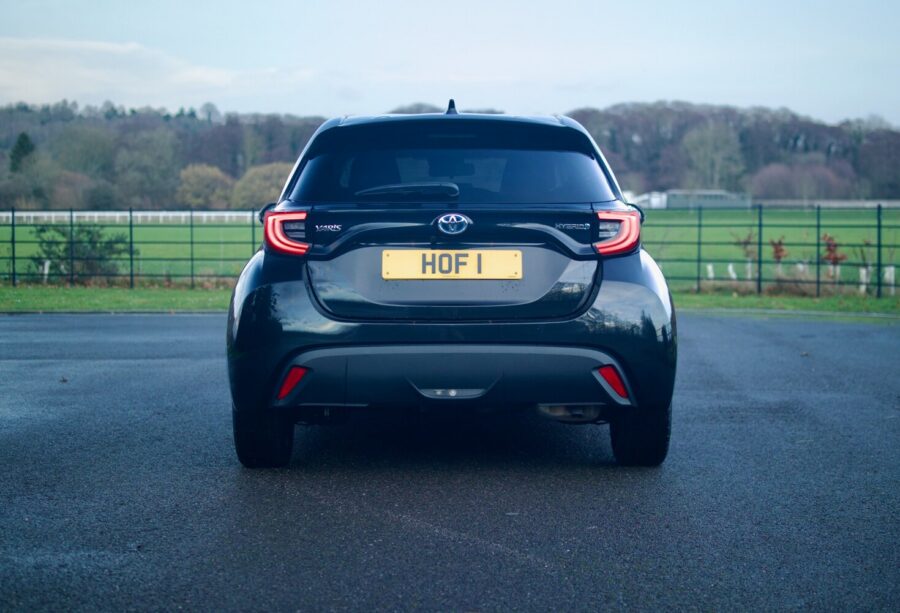 2022 Toyota Yaris 1.5 Hybrid Design 5dr CVT for sale at Hofmanns