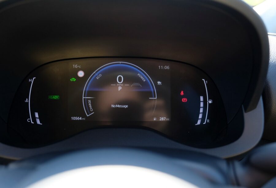2024 Toyota Yaris 1.5 Hybrid Design 5dr CVT for sale at Hofmanns