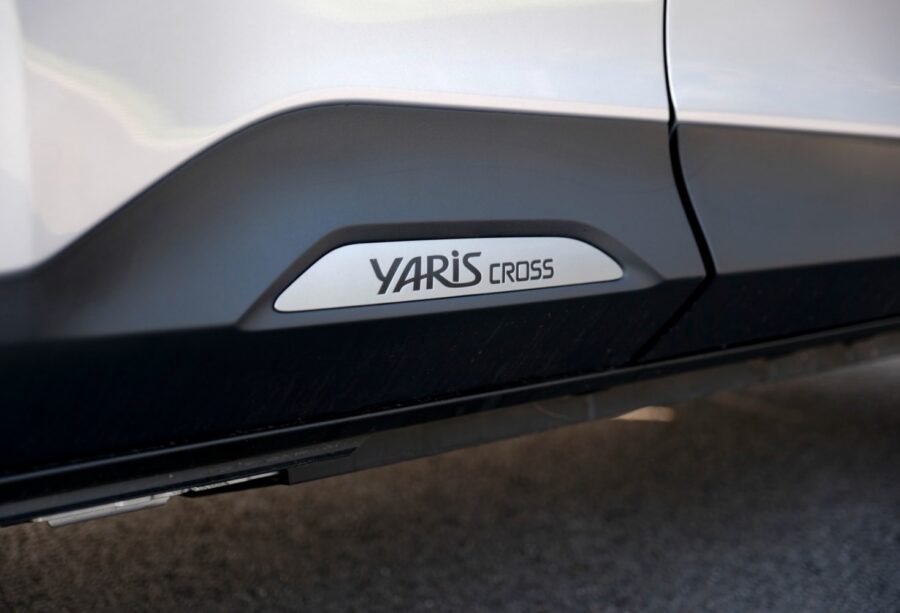 2025 Toyota Yaris Cross 1.5 Hybrid Design 5dr CVT for sale at Hofmanns