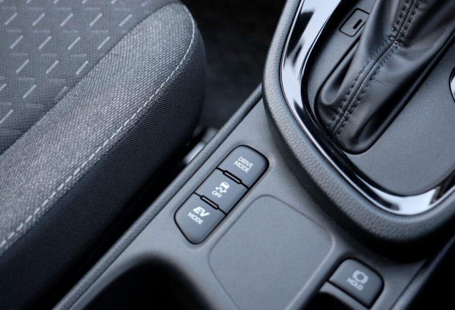 2025 Toyota Yaris Cross 1.5 Hybrid Design 5dr CVT for sale at Hofmanns