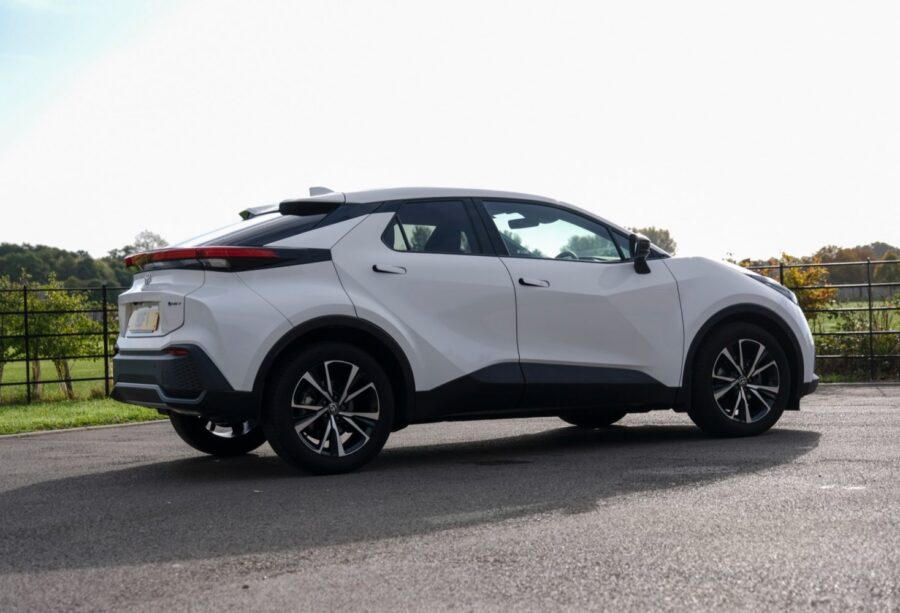 2024 Toyota C-HR 1.8 Hybrid Design 5dr CVT for sale at Hofmanns