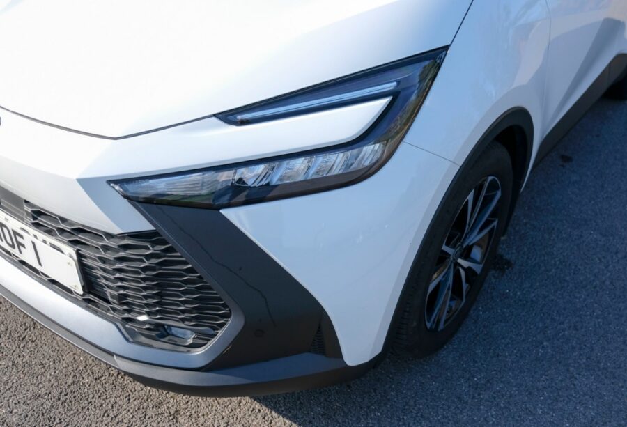 2024 Toyota C-HR 1.8 Hybrid Design 5dr CVT for sale at Hofmanns