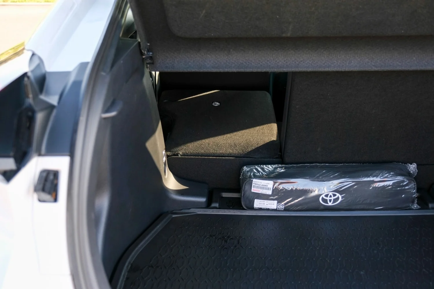 2024 Toyota C-HR 1.8 Hybrid Design 5dr CVT for sale at Hofmanns