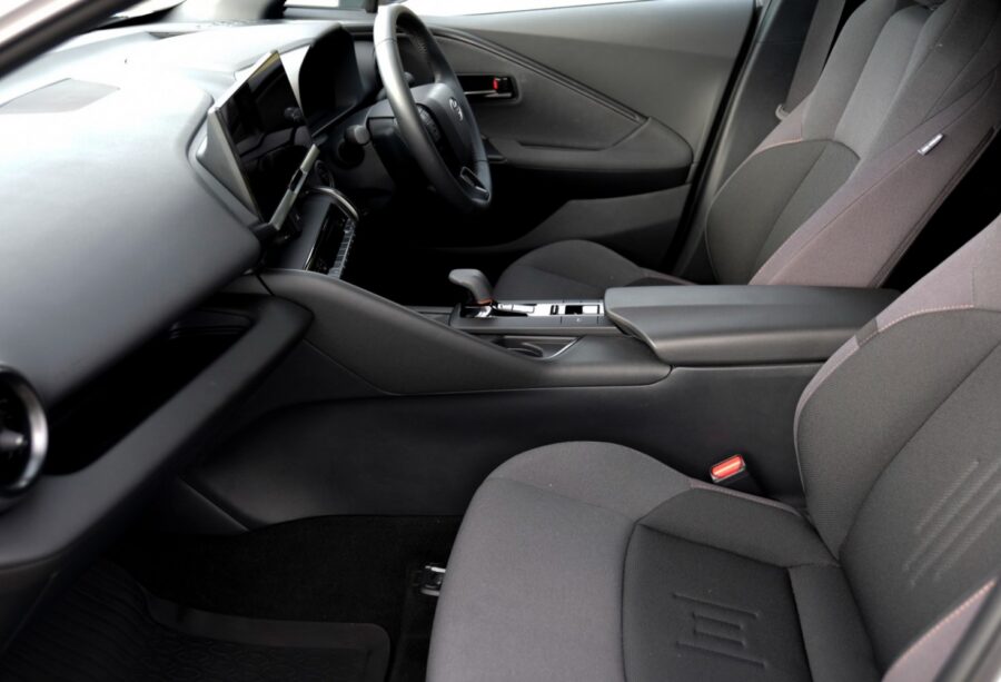2024 Toyota C-HR 1.8 Hybrid Design 5dr CVT for sale at Hofmanns