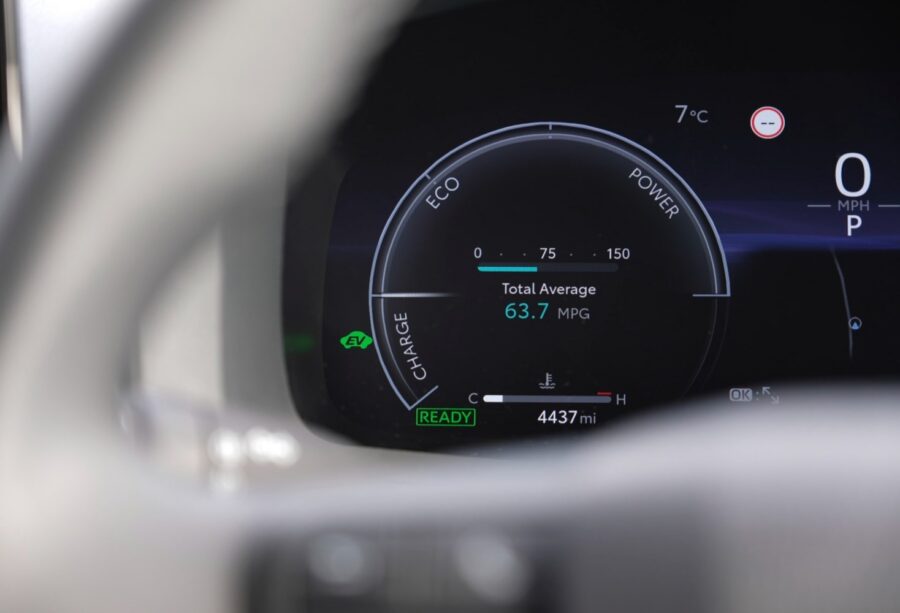 2024 Toyota C-HR 1.8 Hybrid Design 5dr CVT for sale at Hofmanns