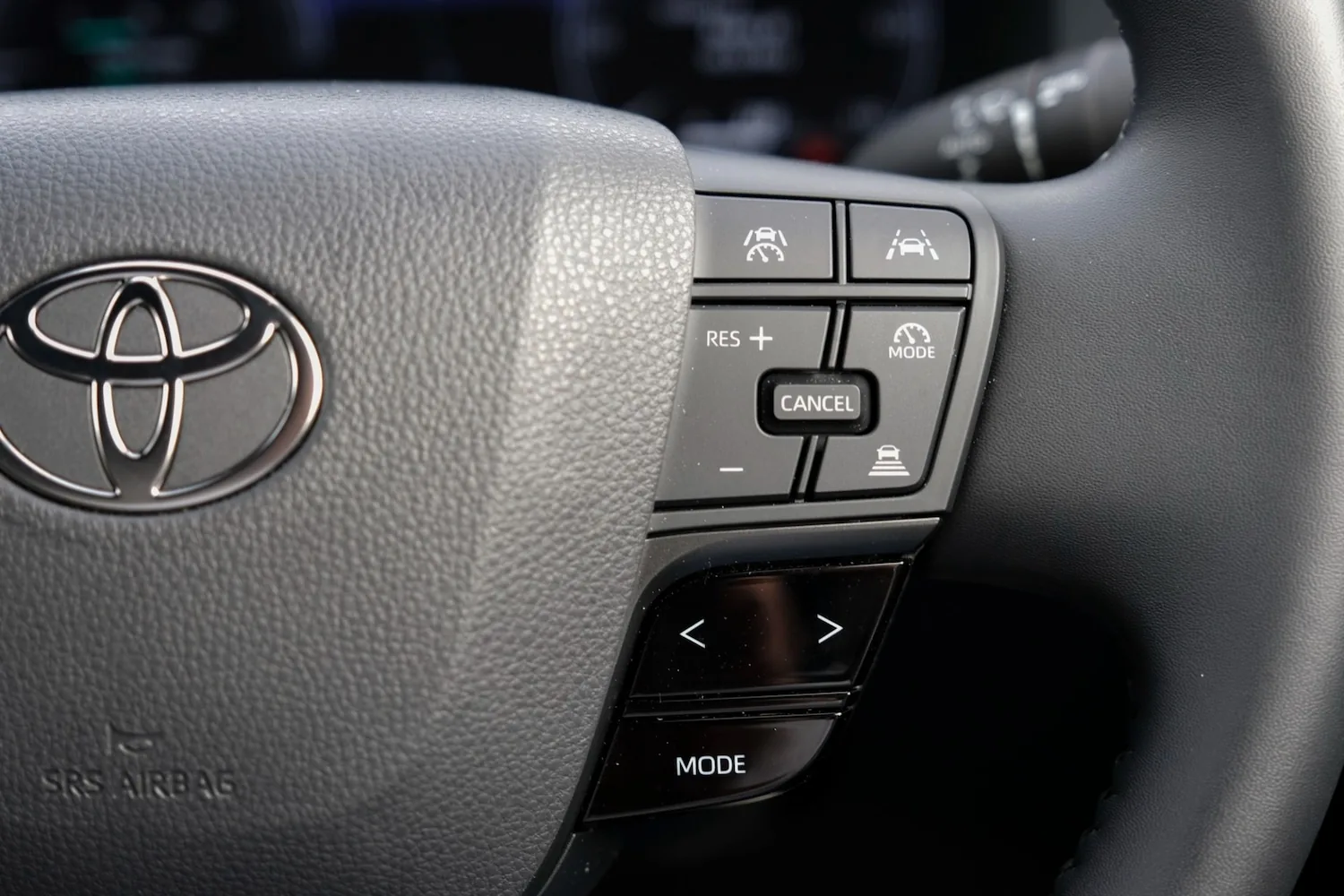 2024 Toyota C-HR 1.8 Hybrid Design 5dr CVT for sale at Hofmanns