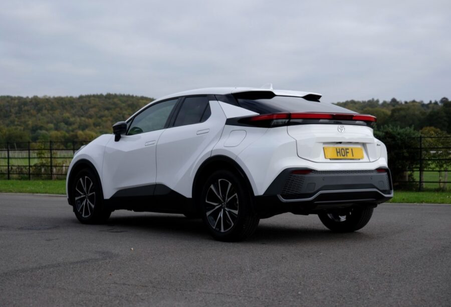 2024 Toyota C-HR 1.8 Hybrid Design 5dr CVT for sale at Hofmanns
