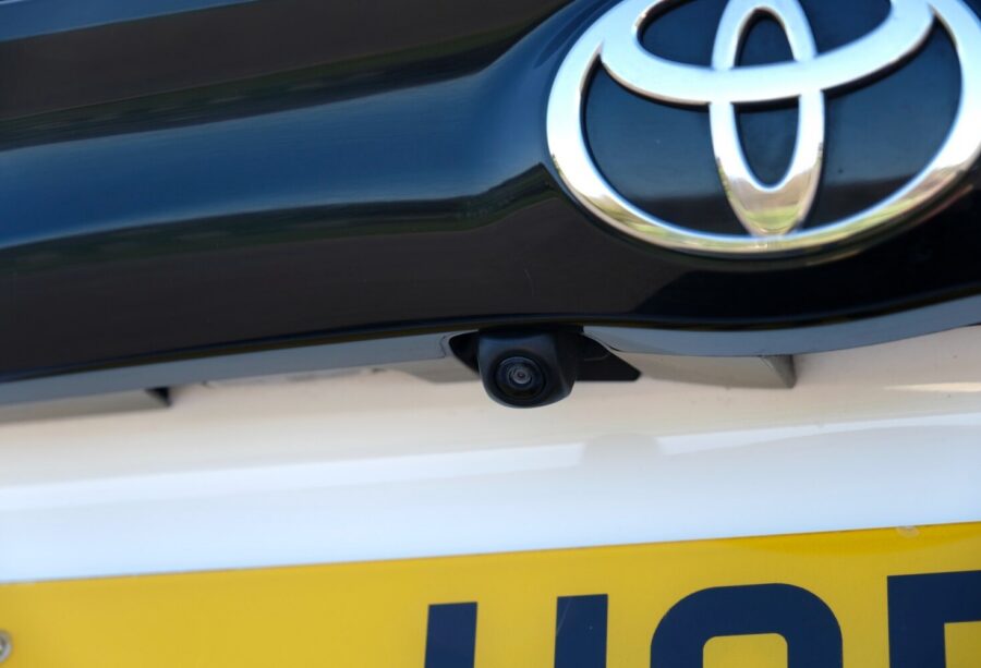 2024 Toyota Yaris 1.5 Hybrid Design 5dr CVT for sale at Hofmanns