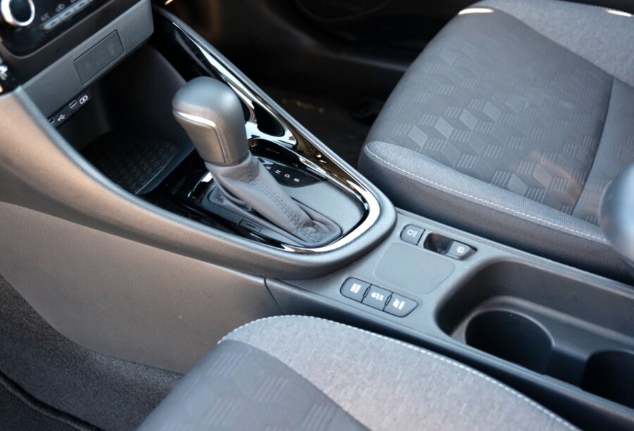 2024 Toyota Yaris 1.5 Hybrid Design 5dr CVT for sale at Hofmanns