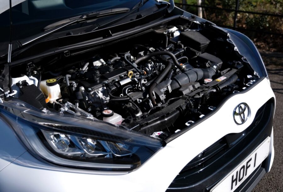 2024 Toyota Yaris 1.5 Hybrid Design 5dr CVT for sale at Hofmanns